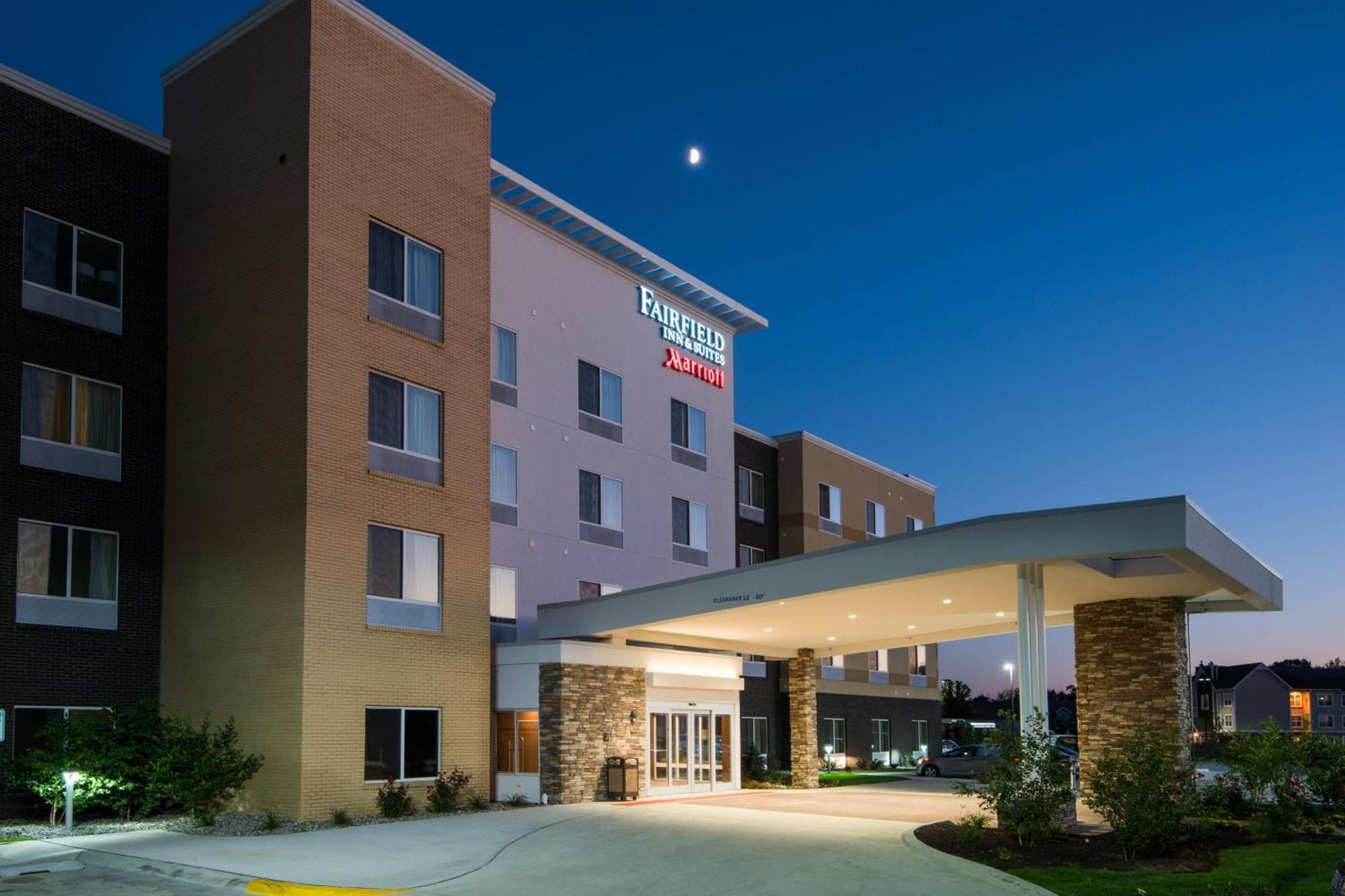Fairfield Inn & Suites By Marriott Fort Wayne Southwest Ellison Екстериор снимка