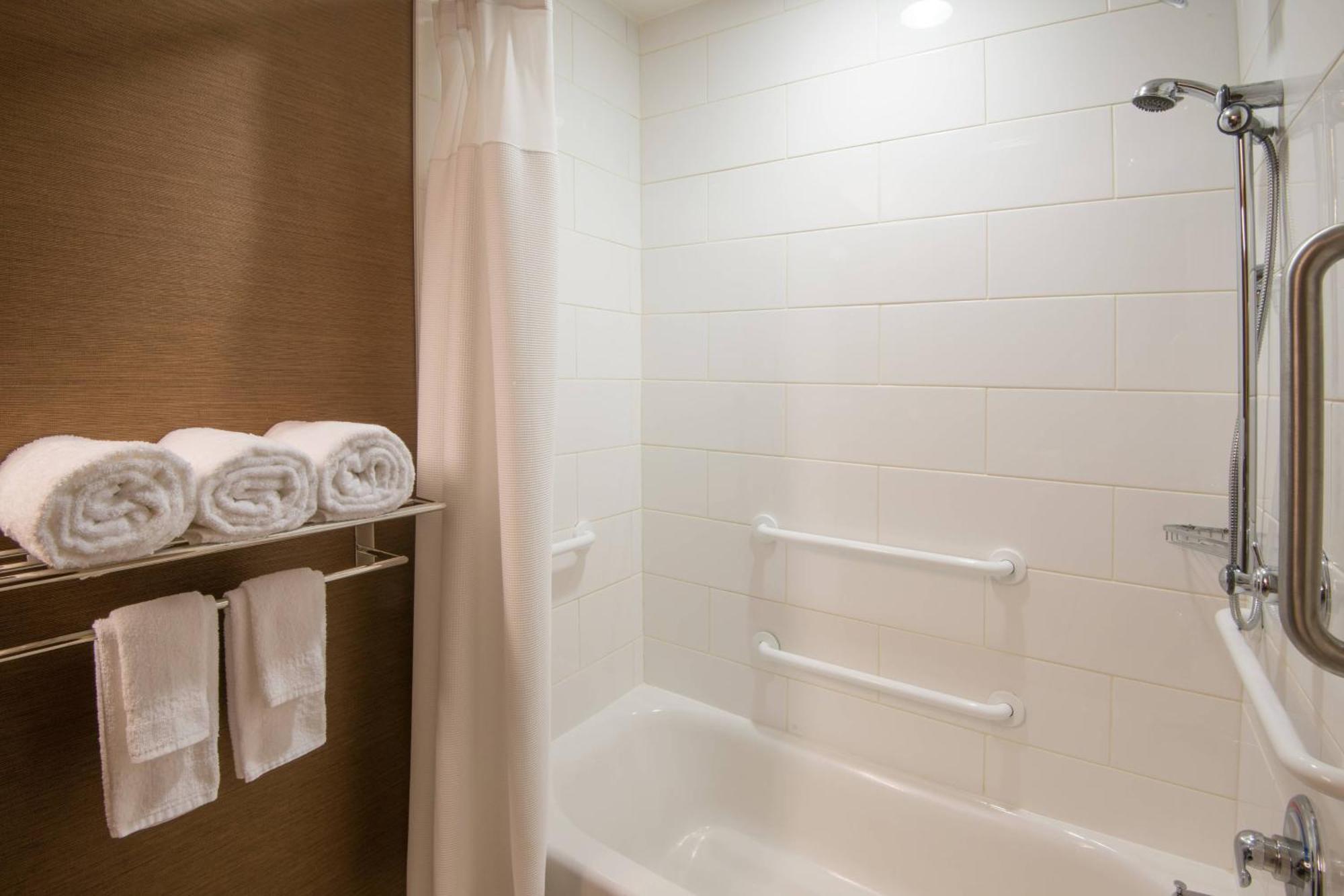 Fairfield Inn & Suites By Marriott Fort Wayne Southwest Ellison Екстериор снимка